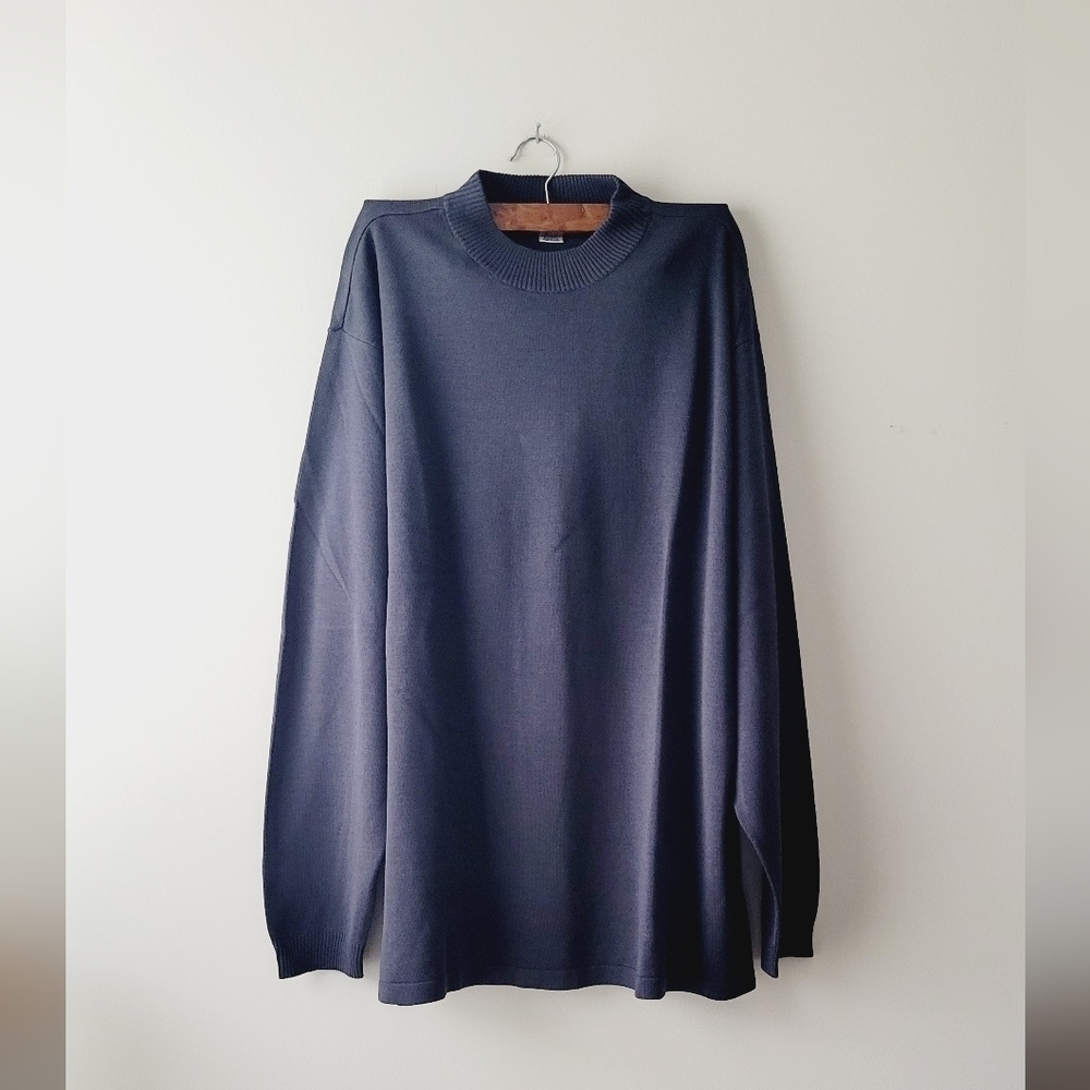 Geoffrey Beene gray round neck long sleeve ma's top size‎ XL